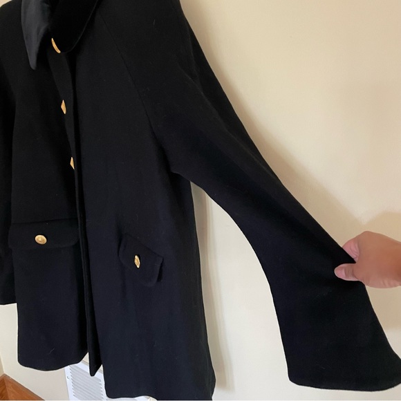Stunning black wool coat size 12P - Picture 4 of 14